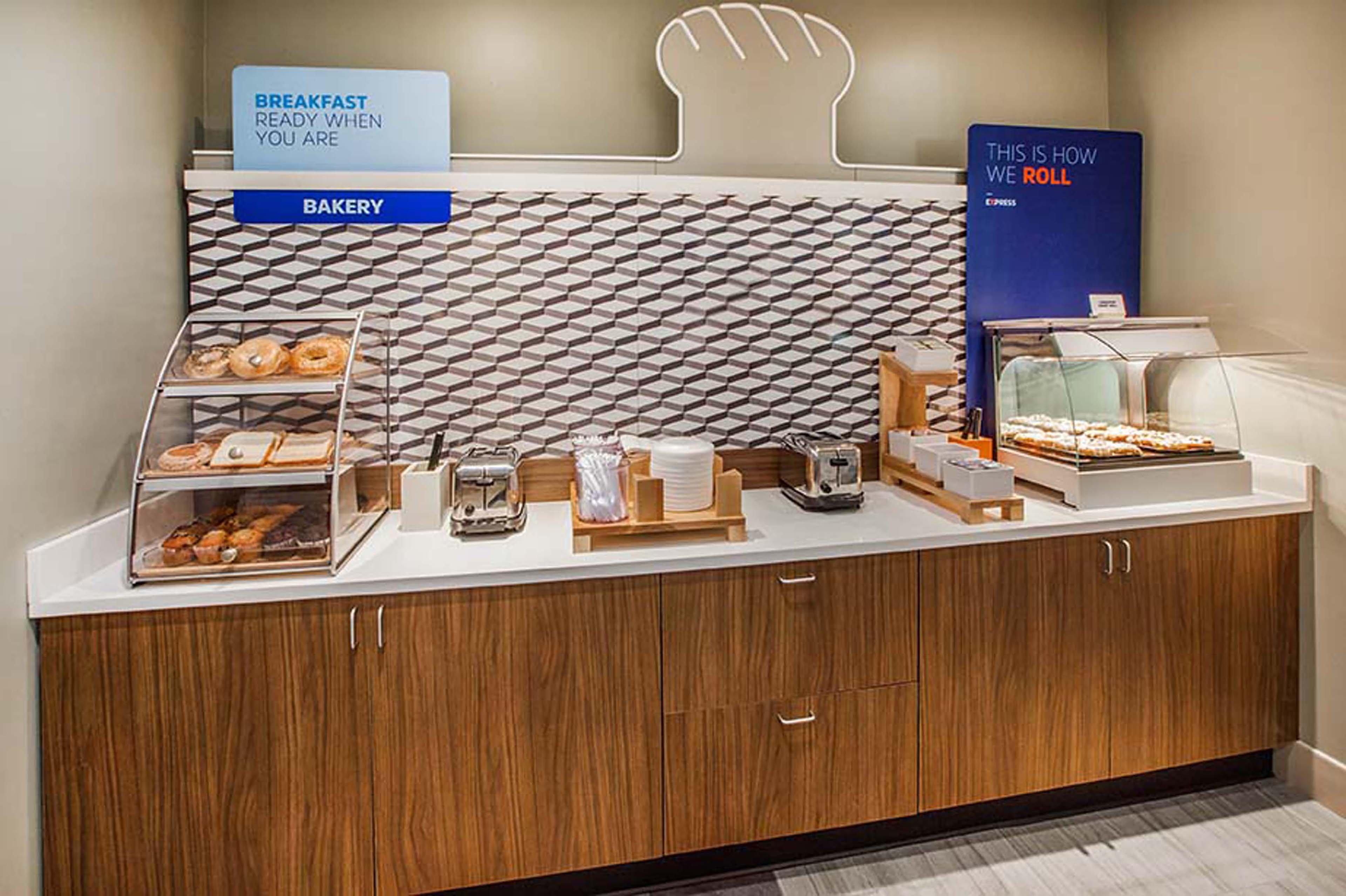 Holiday Inn Express & Suites - Marshalltown By Ihg Ngoại thất bức ảnh