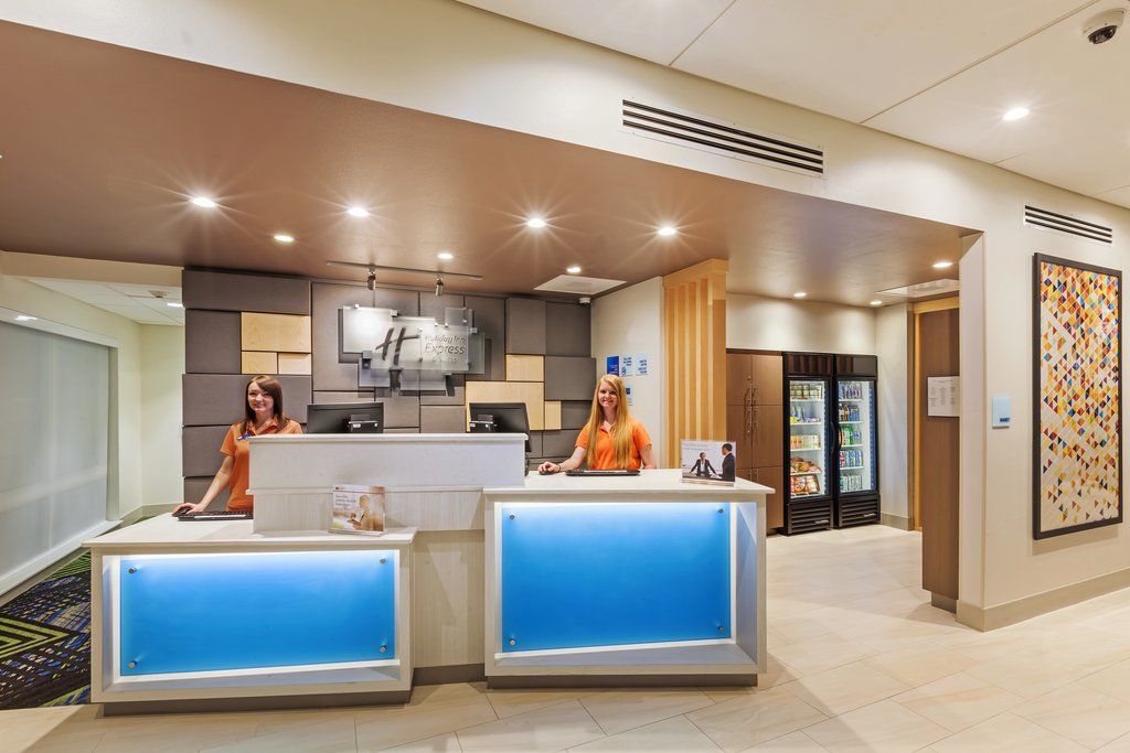 Holiday Inn Express & Suites - Marshalltown By Ihg Ngoại thất bức ảnh